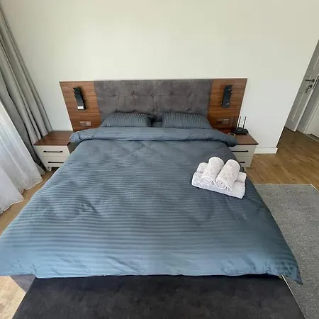 Lueks Tripleks Karaoglanoglu Villa Kyrenia (Northern Cyprus)
