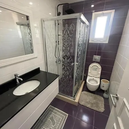 Lueks Tripleks Karaoglanoglu Kyrenia (Northern Cyprus)